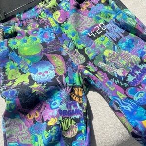 Your Highness Trippy Jeans Unisex
Size 4 Pre Owned Trippy AOP